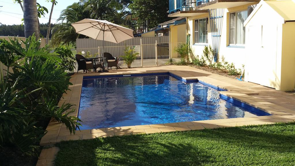 Harrington Village Motel Manning Point Экстерьер фото