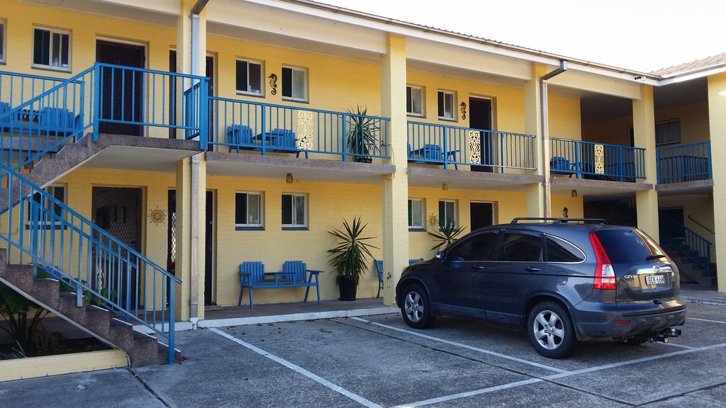 Harrington Village Motel Manning Point Экстерьер фото